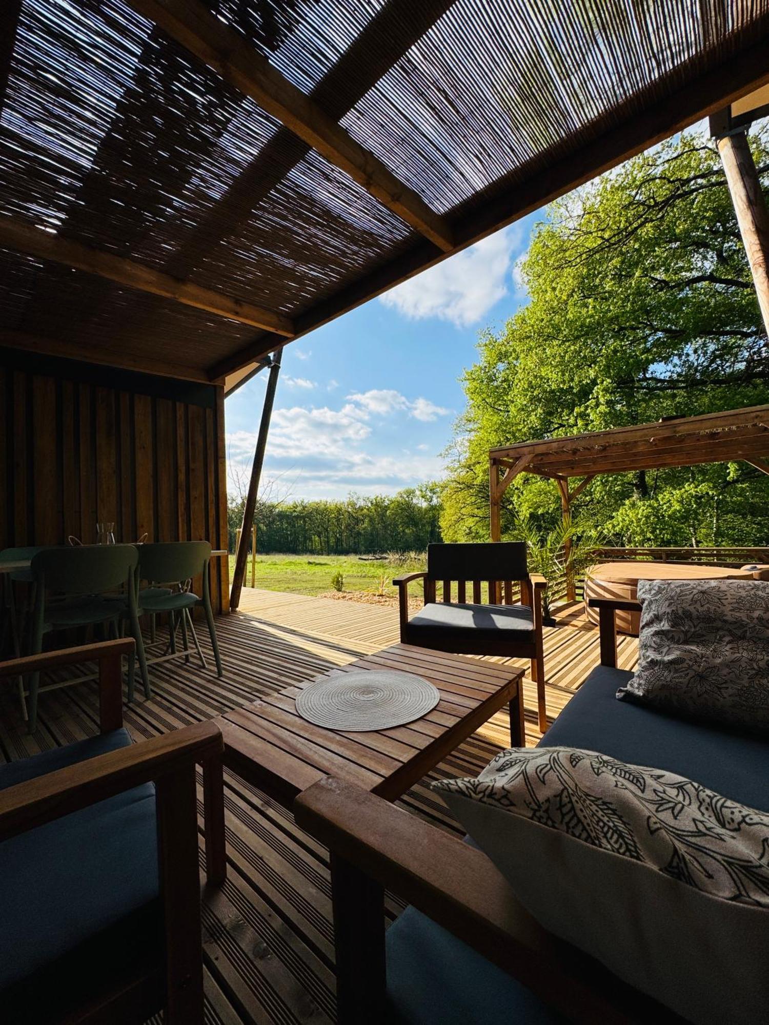 La Buissonniere Lodges Chisseaux Buitenkant foto